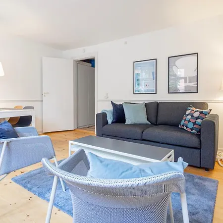 Renovated 1bedroom In Central Lägenhet